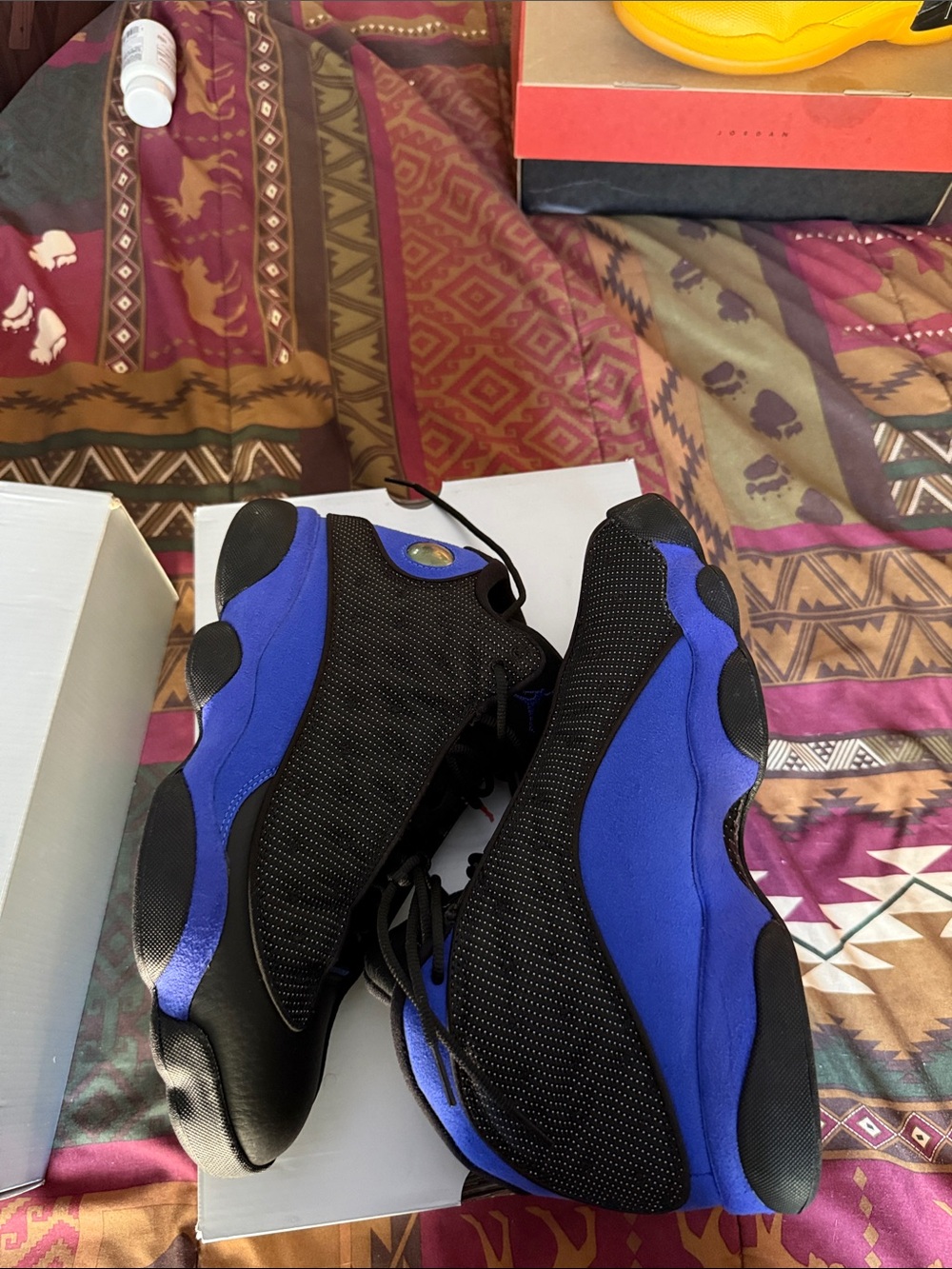 Jordan Men's Black and Royal Blue Retro Sneakers